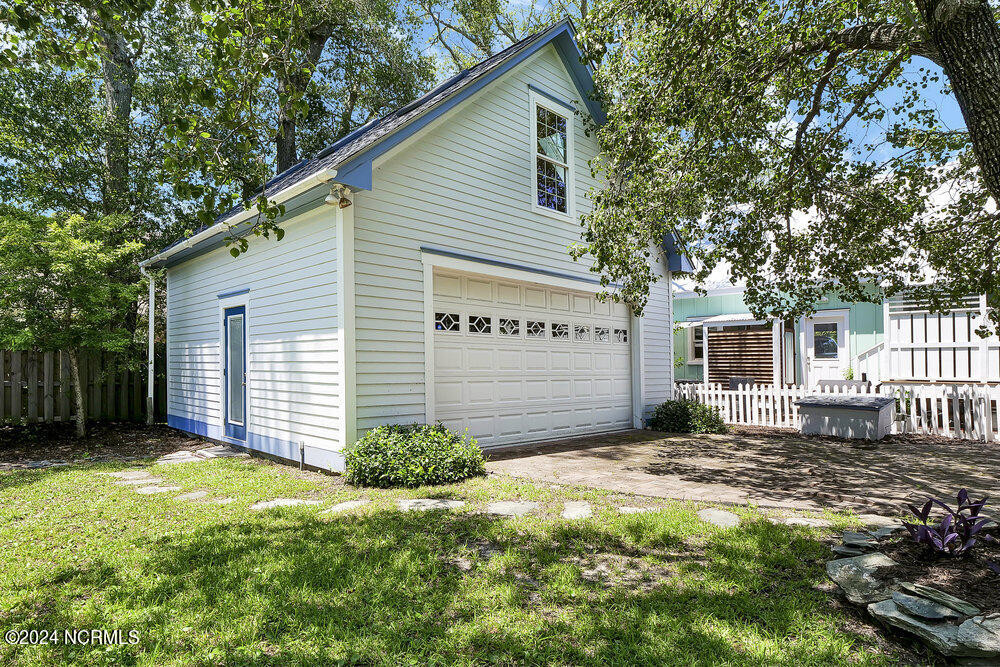 229 Caswell Ave Southport, NC 28461