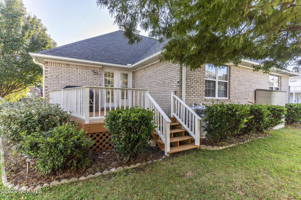 761 Sailor Ct Kure Beach, NC 28449