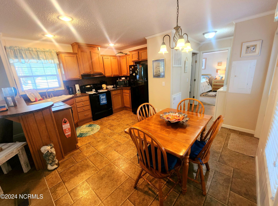 304 Deer Trl Emerald Isle, NC 28594