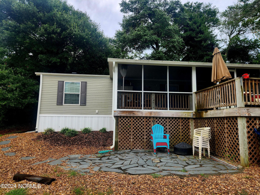 304 Deer Trl Emerald Isle, NC 28594