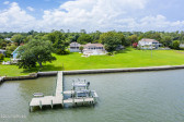 606 Barbour Point Rd Swansboro, NC 28584