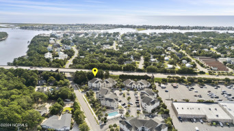 609 Spencer Farlow Dr Carolina Beach, NC 28428