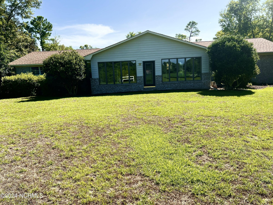 350 Belvedere Dr Hampstead, NC 28443