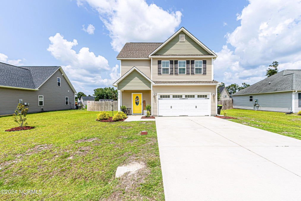 313 Strut Ln Richlands, NC 28574