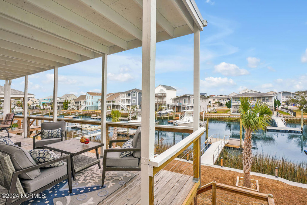 56 Wilmington St Ocean Isle Beach, NC 28469