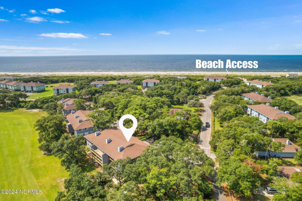 25 Bunker Ct Caswell Beach, NC 28465