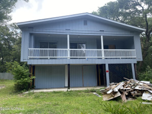 116 6th St Oak Island, NC 28465