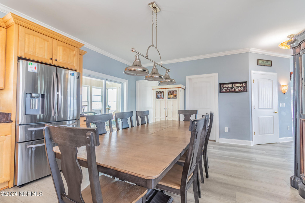 100 Bay Ct North Topsail Beach, NC 28460