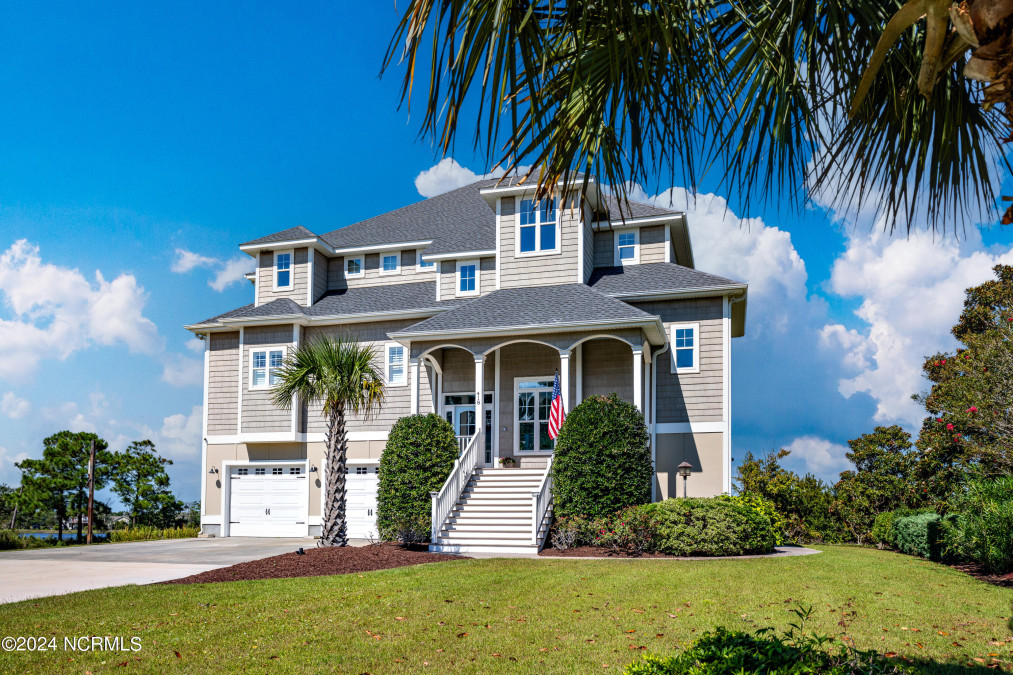 418 Safe Harbour Newport, NC 28570