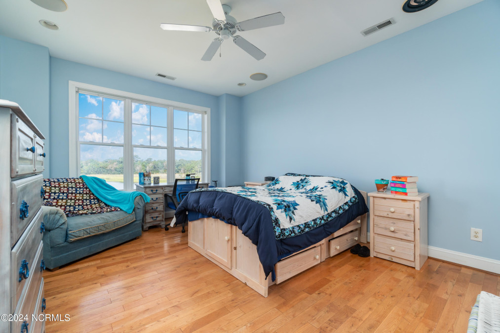 418 Safe Harbour Newport, NC 28570