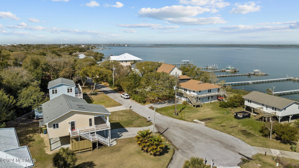 5407 Sunset Ln Emerald Isle, NC 28594