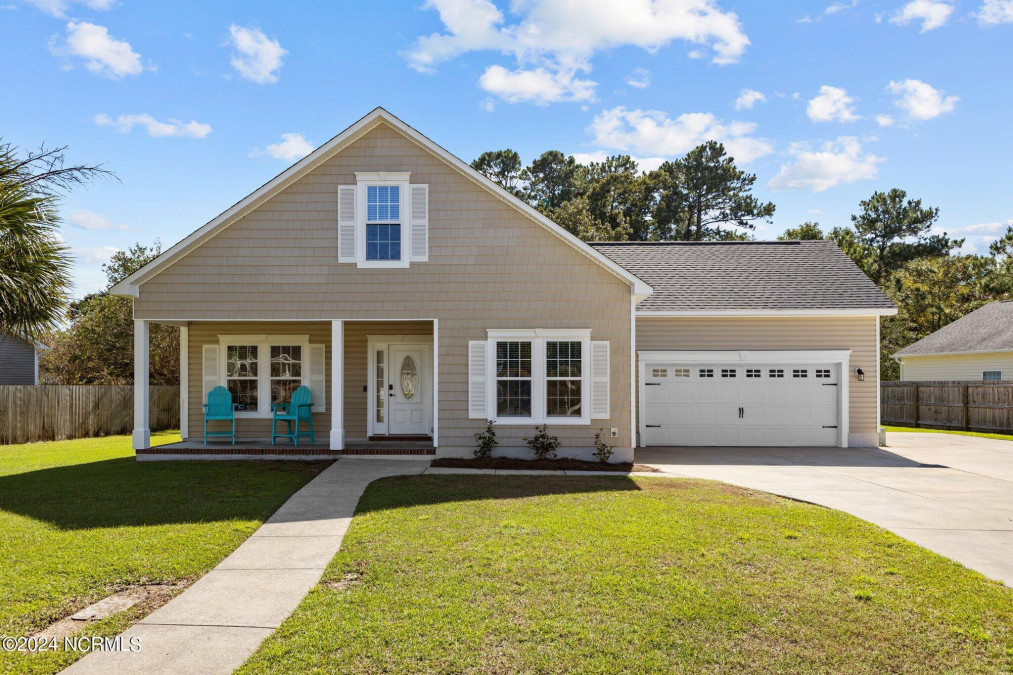 208 Brook Crossing Rd Swansboro, NC 28584