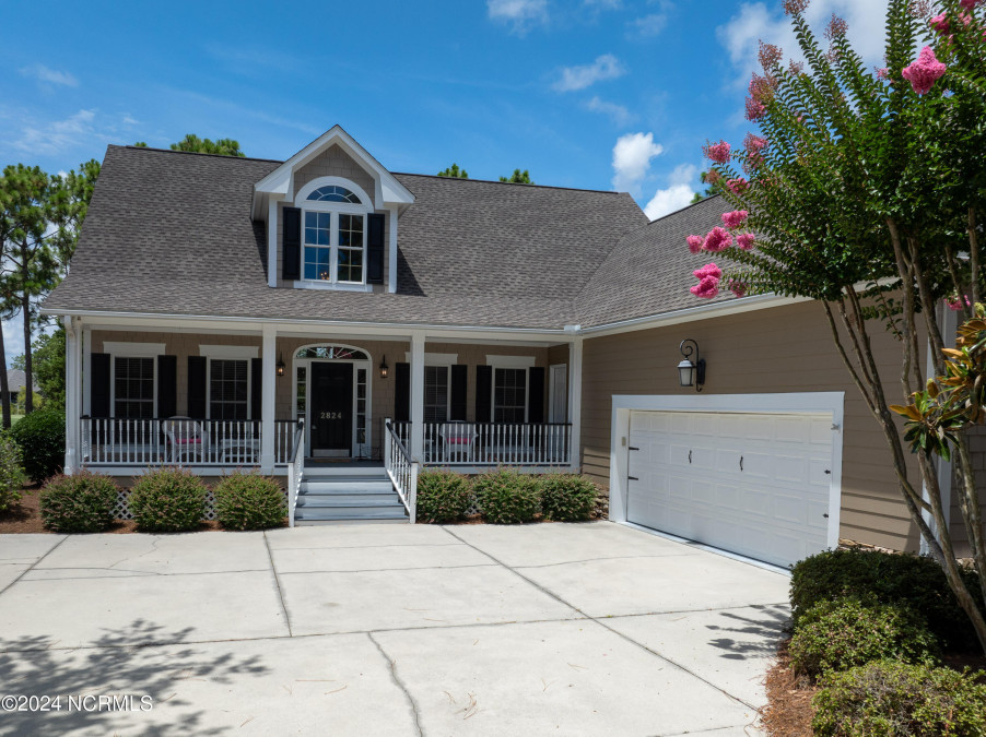 2824 Irwin Dr Southport, NC 28461