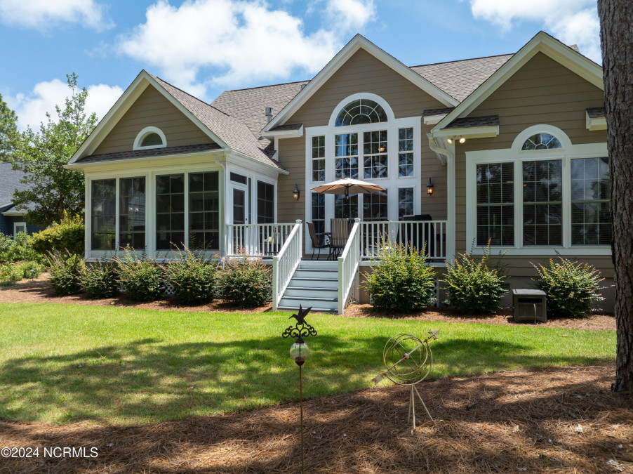 2824 Irwin Dr Southport, NC 28461