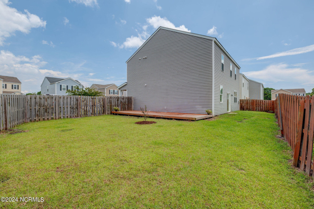 138 Presley Ln Wilmington, NC 28411