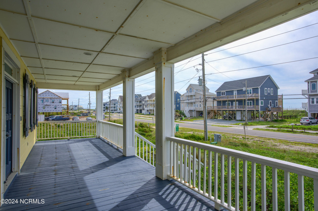 1 Osprey Dr North Topsail Beach, NC 28460