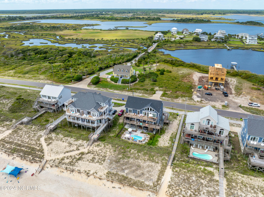 1 Osprey Dr North Topsail Beach, NC 28460