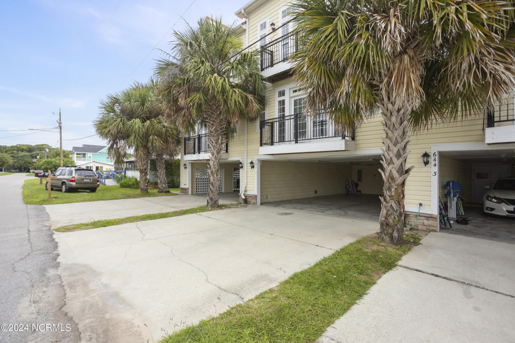 644 Fort Fisher Blvd Kure Beach, NC 28449