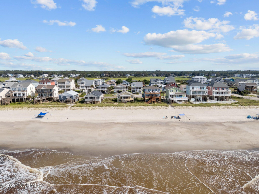 2011 Beach Dr Oak Island, NC 28465