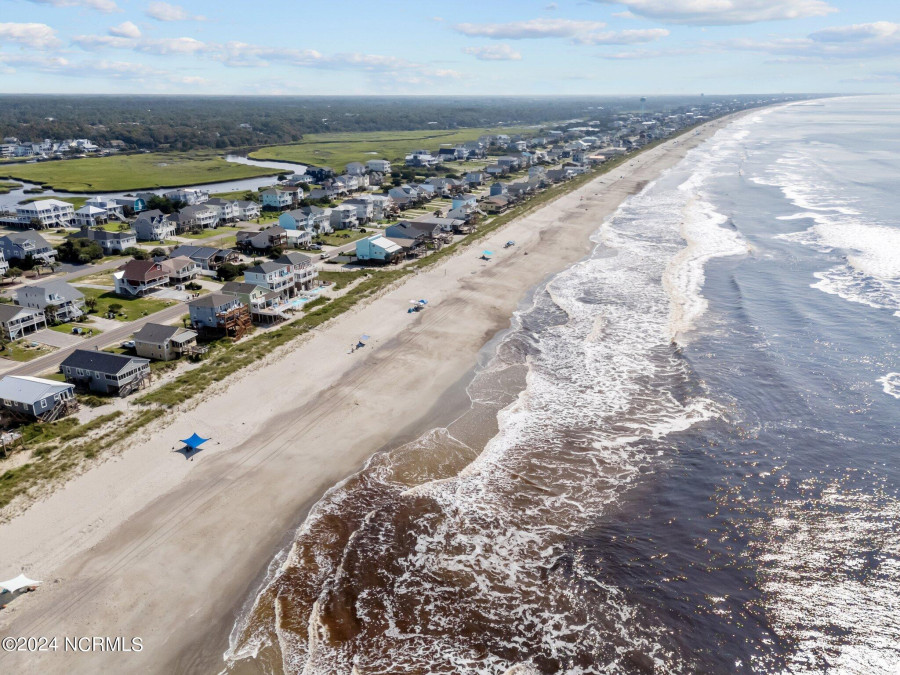 2011 Beach Dr Oak Island, NC 28465