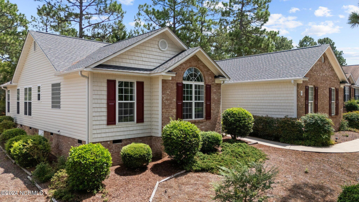 2 Minikahada Trl Pinehurst, NC 28374