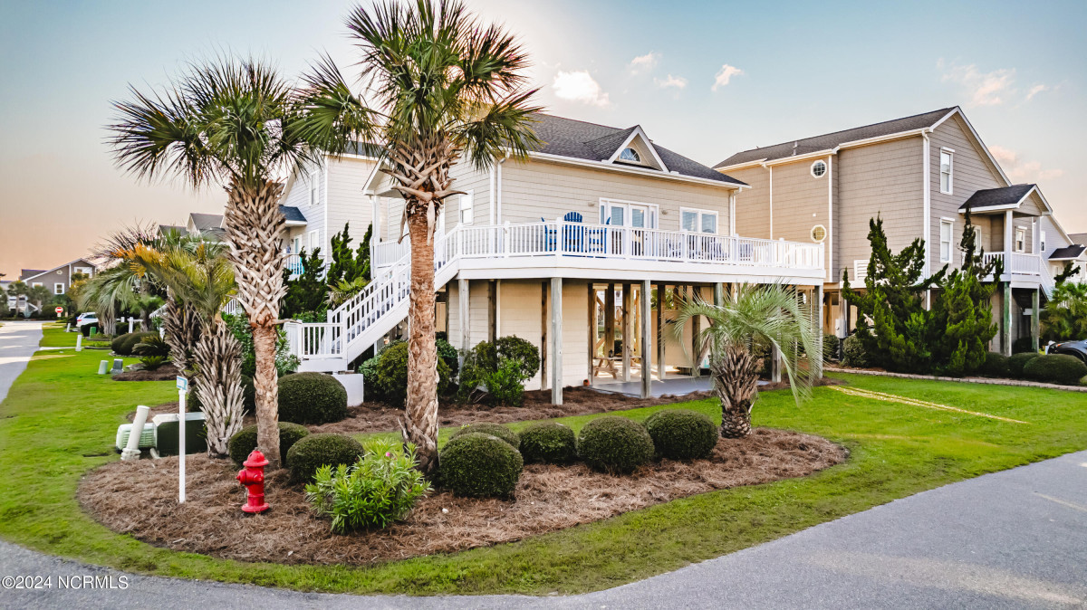 11 Oleander Ln Ocean Isle Beach, NC 28469