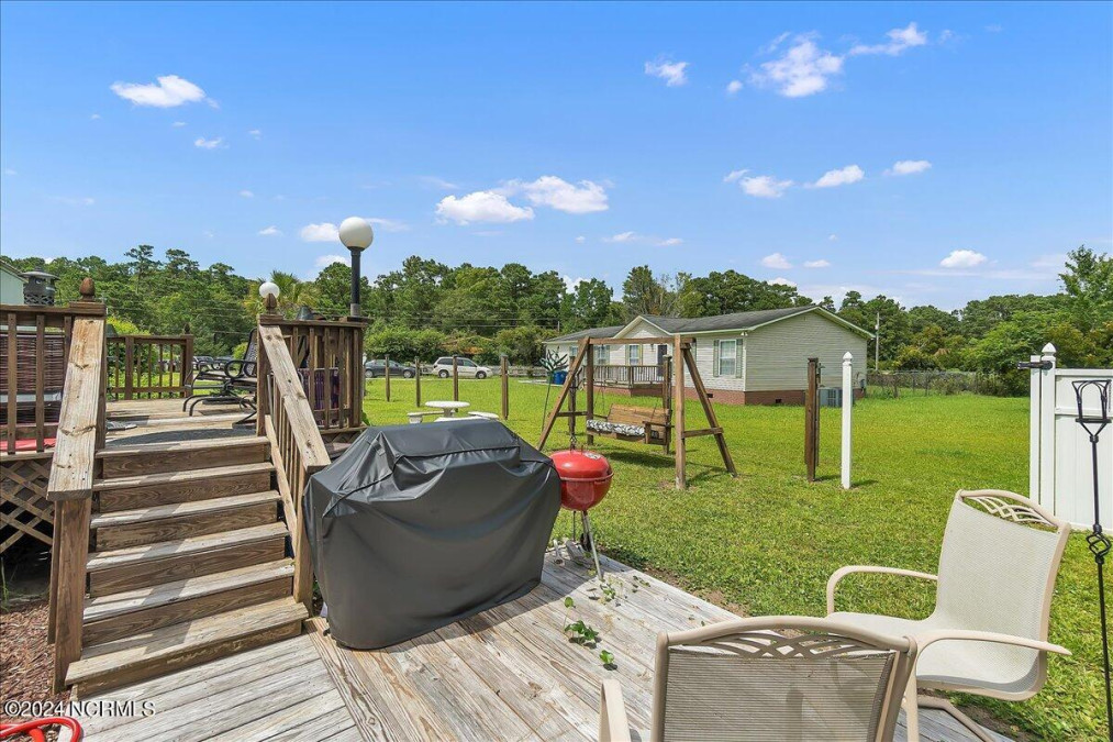 275 Clay Hill Rd Sneads Ferry, NC 28460