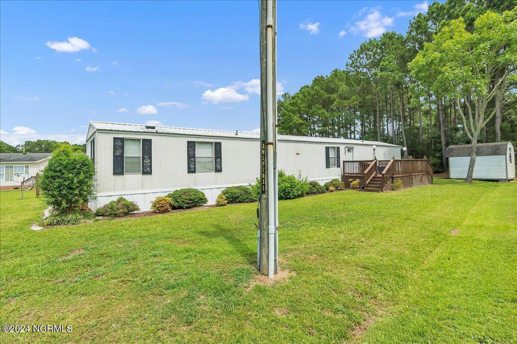 275 Clay Hill Rd Sneads Ferry, NC 28460