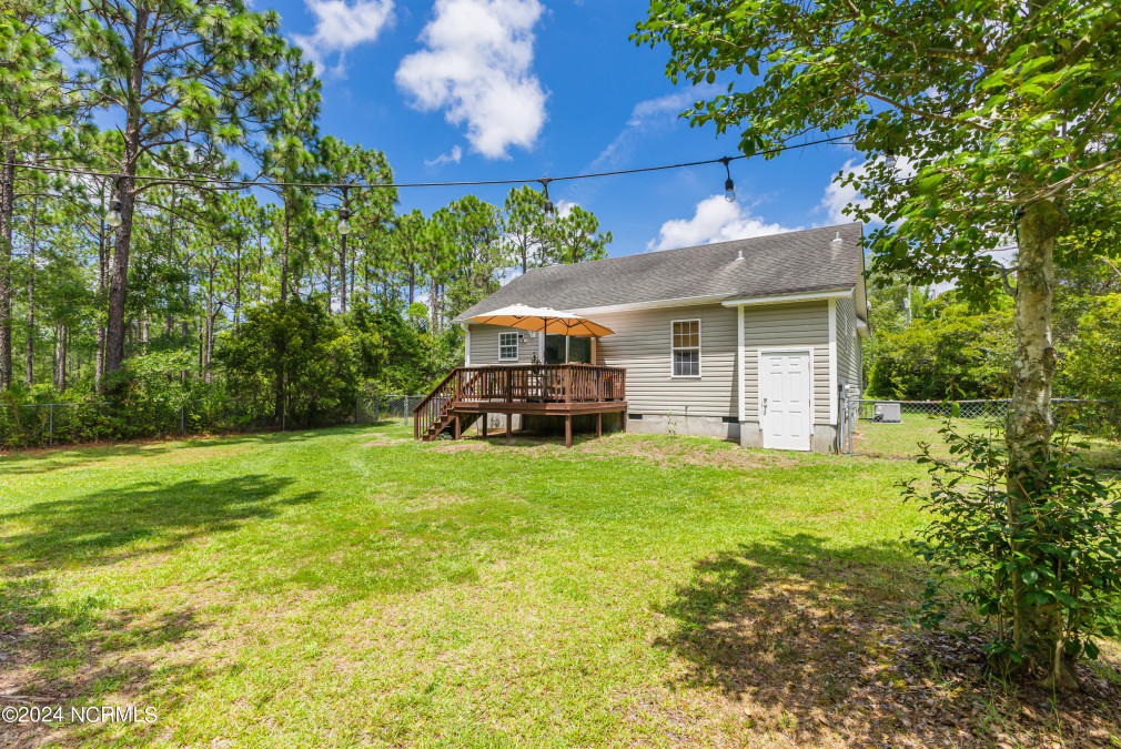 40 Dixon Rd Southport, NC 28461