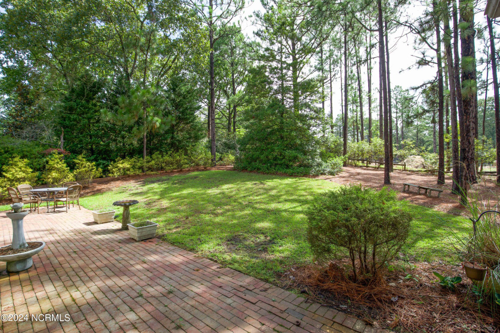 620 Diamondhead Dr Pinehurst, NC 28374