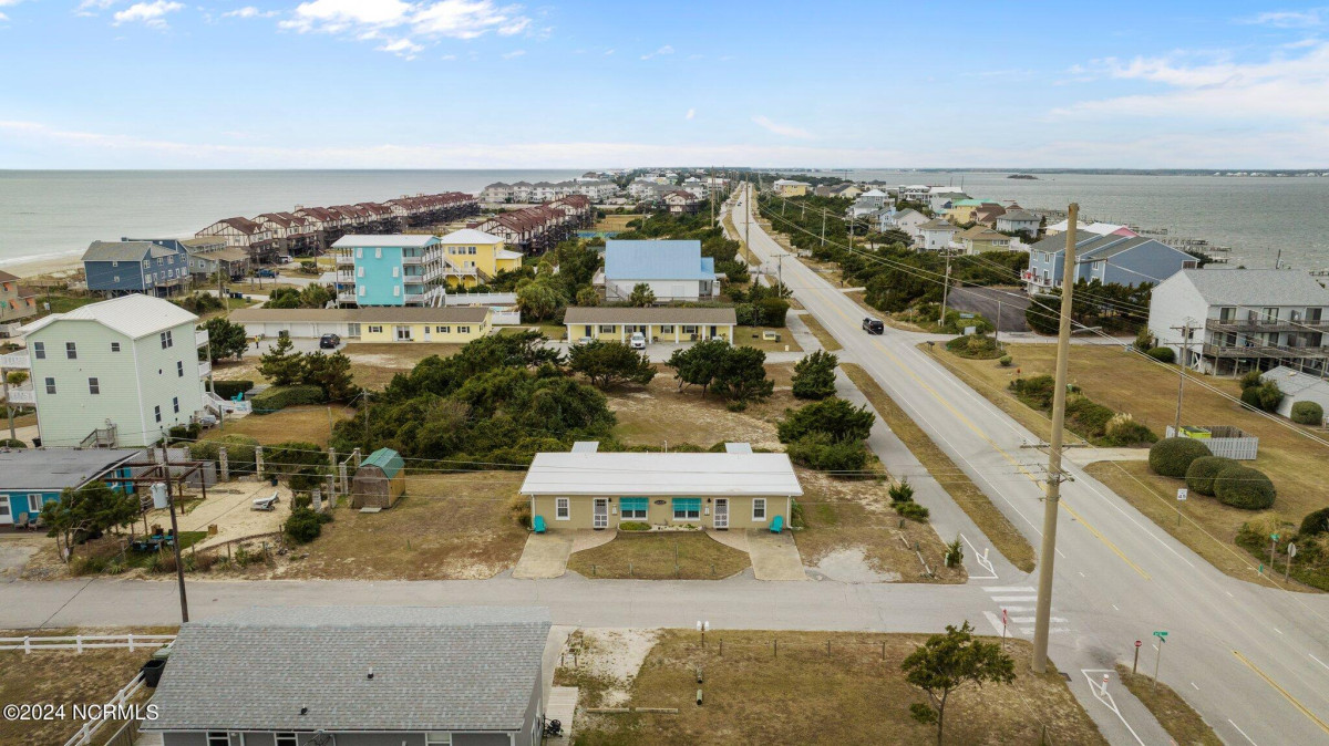 103 24th St Emerald Isle, NC 28594