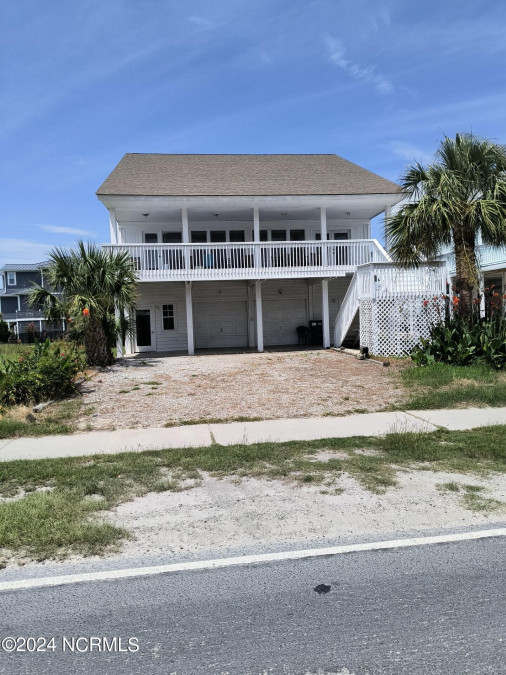 319 Second St Ocean Isle Beach, NC 28469