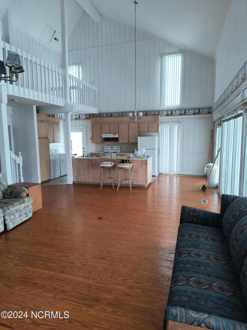 319 Second St Ocean Isle Beach, NC 28469