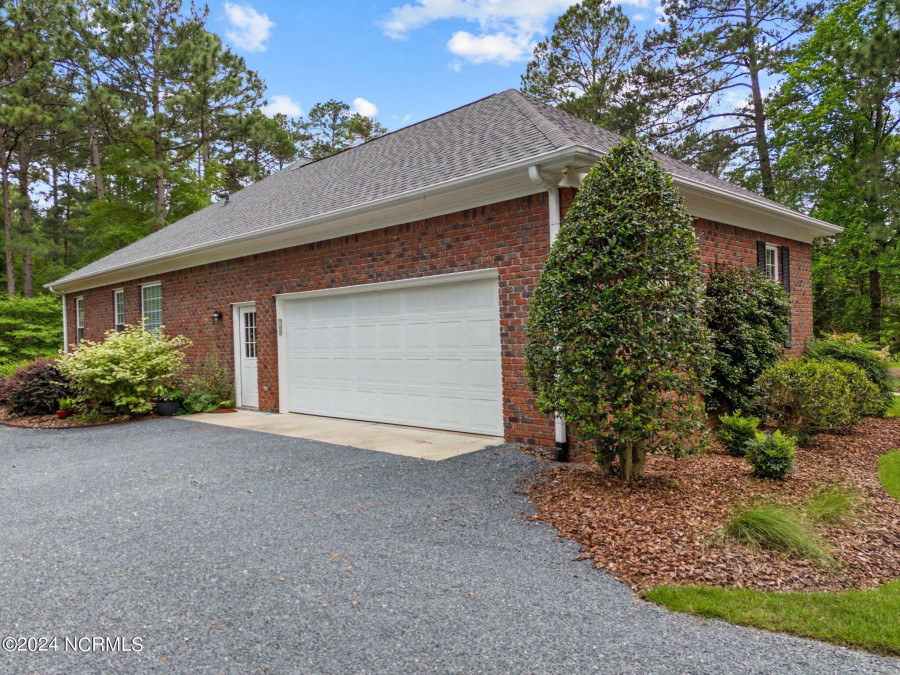 395 Donald Ross Dr Pinehurst, NC 28374