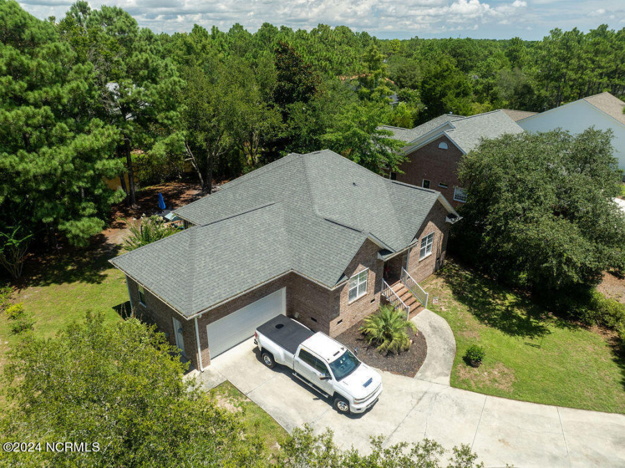 3352 St James Dr Southport, NC 28461