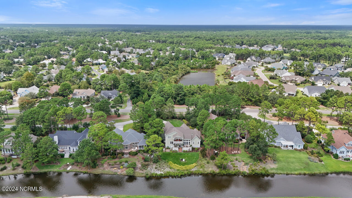 3451 St James Dr Southport, NC 28461