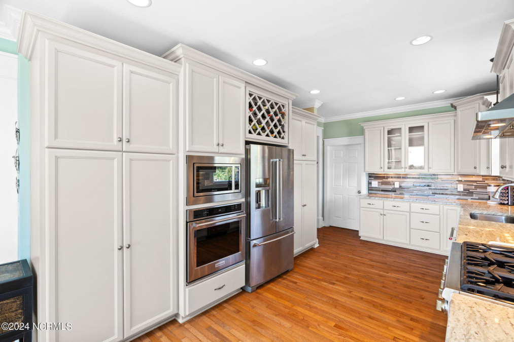 528 Twisted Oak Ln Sunset Beach, NC 28468