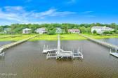 528 Twisted Oak Ln Sunset Beach, NC 28468