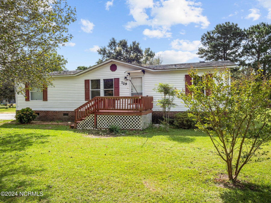 129 Old Freeman Rd Swansboro, NC 28584