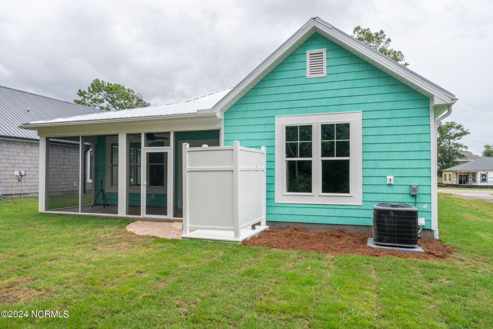 3506 Oak Island Dr Oak Island, NC 28465