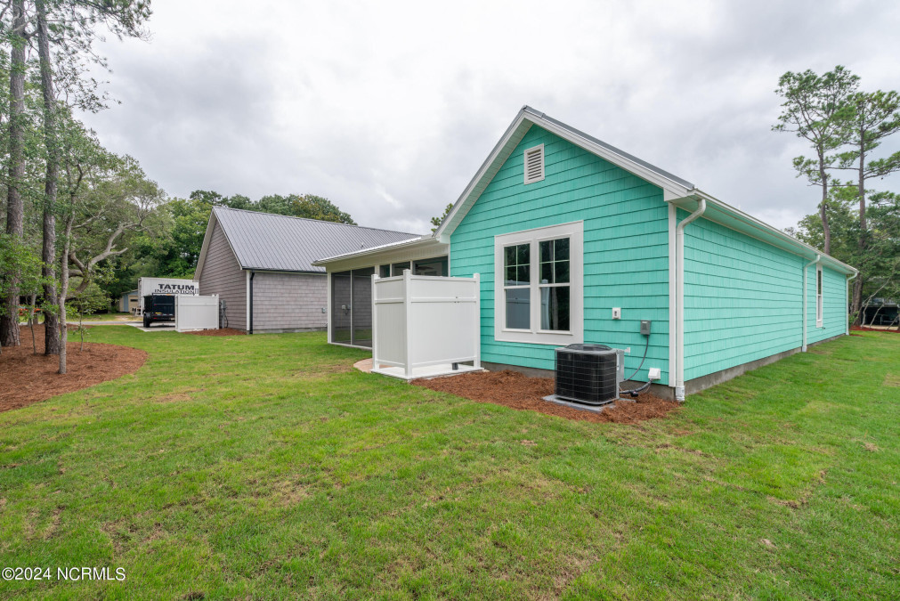 3506 Oak Island Dr Oak Island, NC 28465