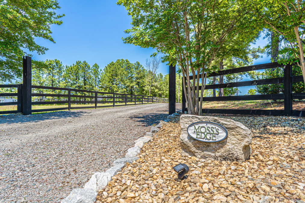 Tbd Huntland Rd Vass, NC 28394