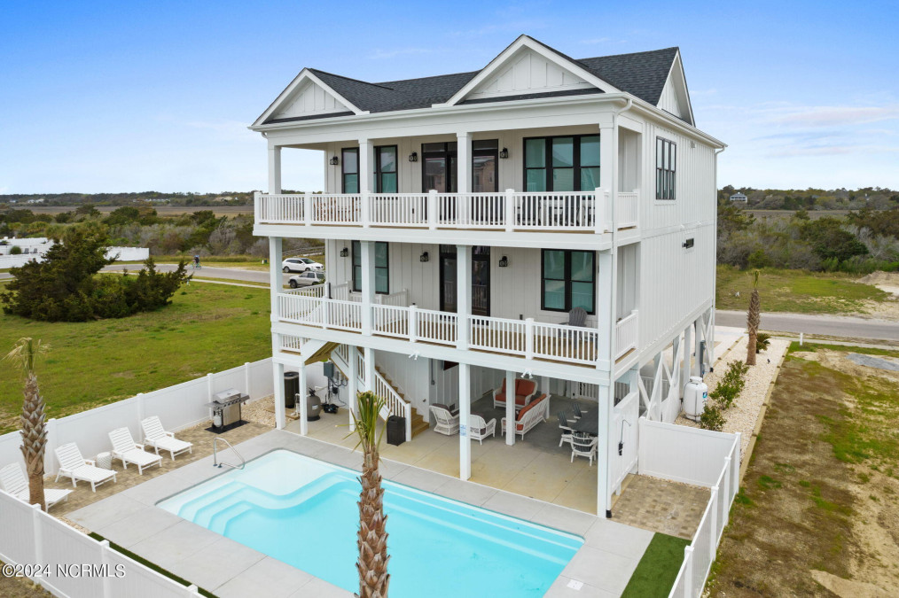 165 Via Old Sound Blvd Ocean Isle Beach, NC 28469