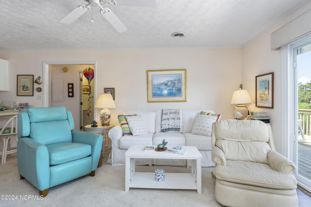 1411 Emerald Dr Emerald Isle, NC 28594