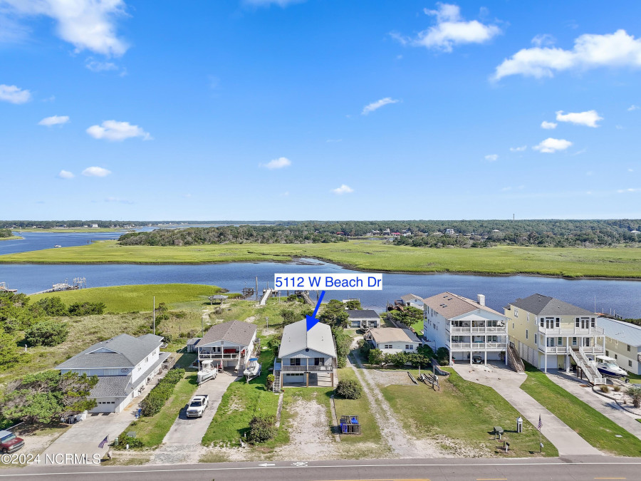 5112 Beach Dr Oak Island, NC 28465