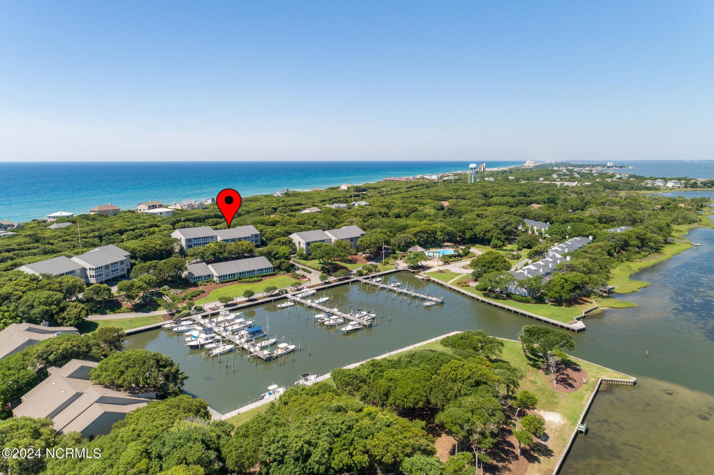 590 Marina Dr Pine Knoll Shores, NC 28512