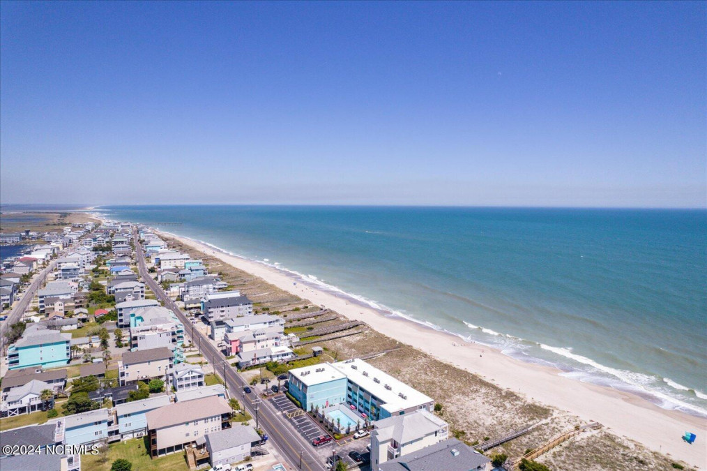 918 Carolina Beach Ave Carolina Beach, NC 28428