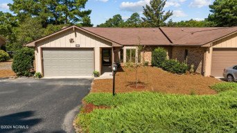 606 Redwood Dr Southern Pines, NC 28387