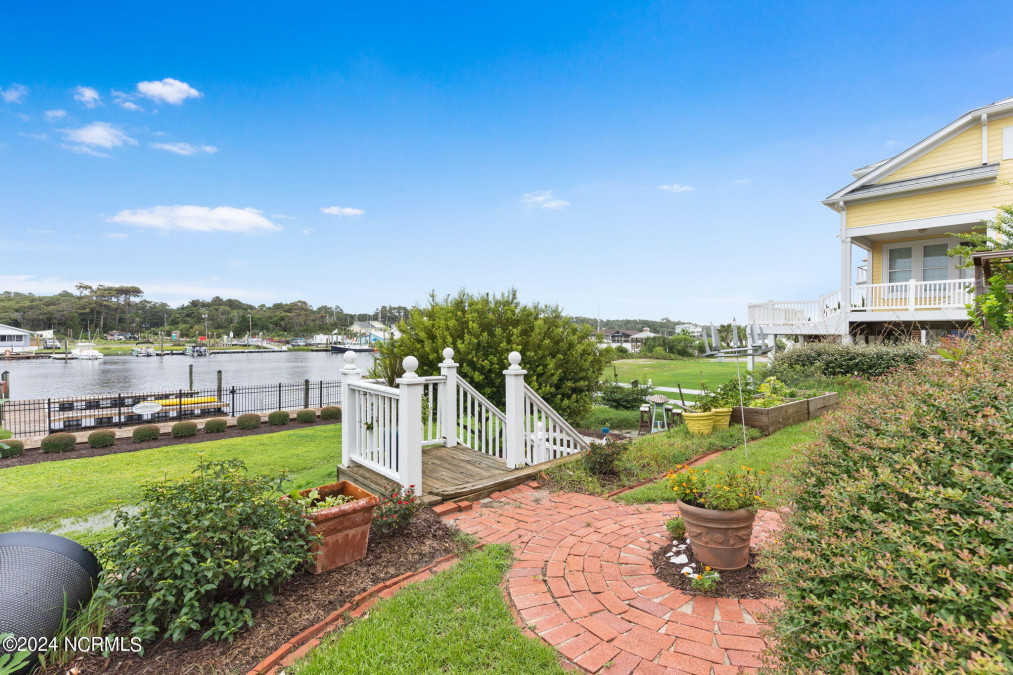 112 Golden Dune Way Holden Beach, NC 28462