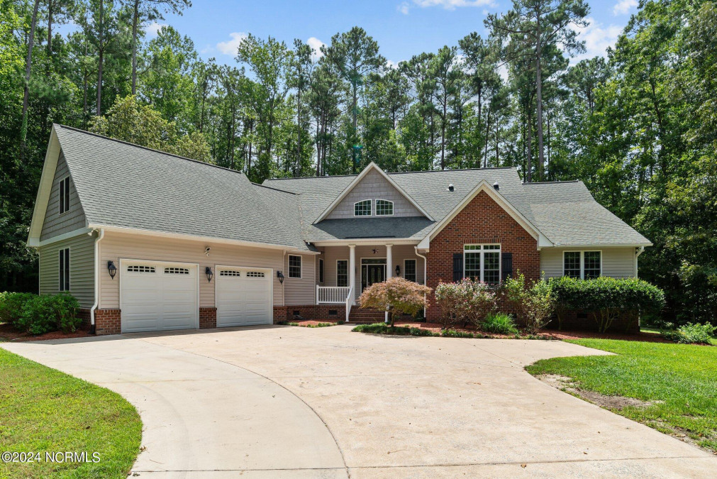 48 Hill Creek Rd Blounts Creek, NC 27814